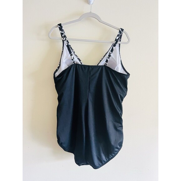 Trimshaper Women's Black/White 1-PC Swimsuit  Bra Plus Size 22W Slimming - Picture 2 of 2